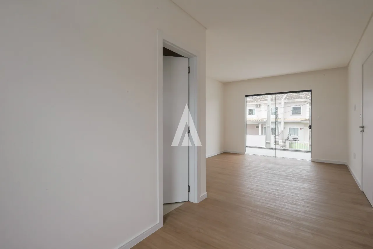 Sobrado geminado com 1 suíte e 2 quarto(s) à venda no bairro Costa e Silva em Joinville-SC por R$850.000,00. — foto 7