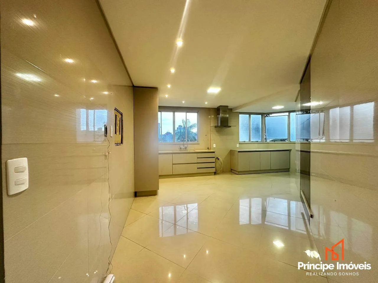 Apartamento com 3 quartos no Anita Garibaldi em Joinville — foto 4