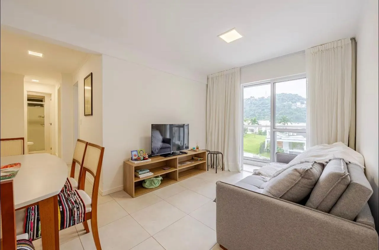 Viva o Lifestyle da Praia Brava: Apartamento Impecável a Passos do Mar ? — foto 3