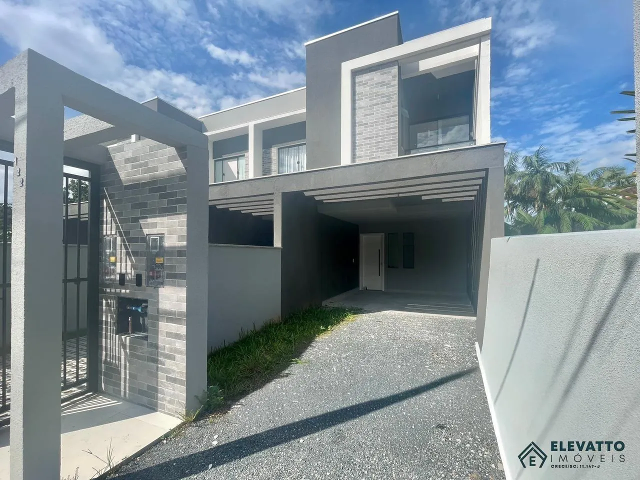 Casa para Venda em Blumenau, Água Verde, 3 dormitórios, 1 suíte, 3 banheiros, 2 vagas - foto 1