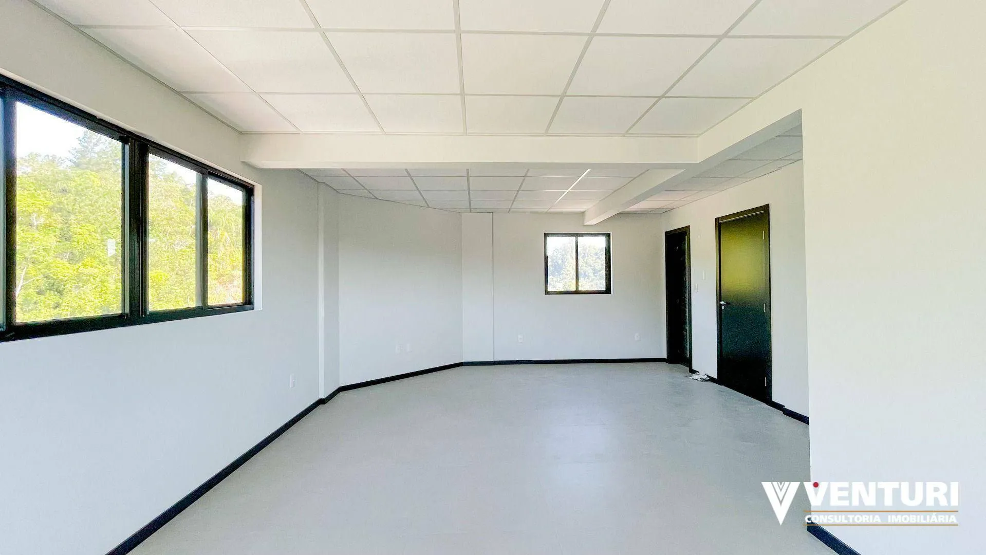 Sala à venda, 39 m por R$ 320.000,00 - Ponta Aguda - Blumenau/SC — foto 2
