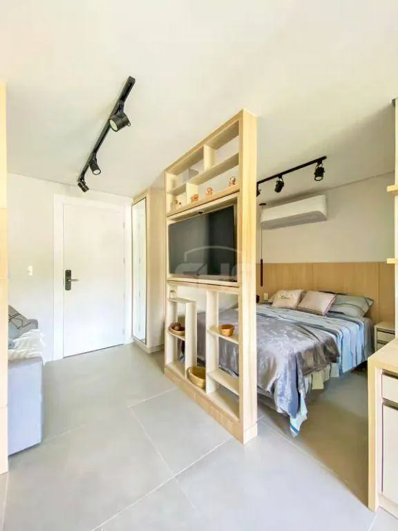 Apartamento com 1 dormitório para alugar, 27 m por R$ 3.070,18/mês - Centro (Blumenau) - Blumenau/SC - foto 1