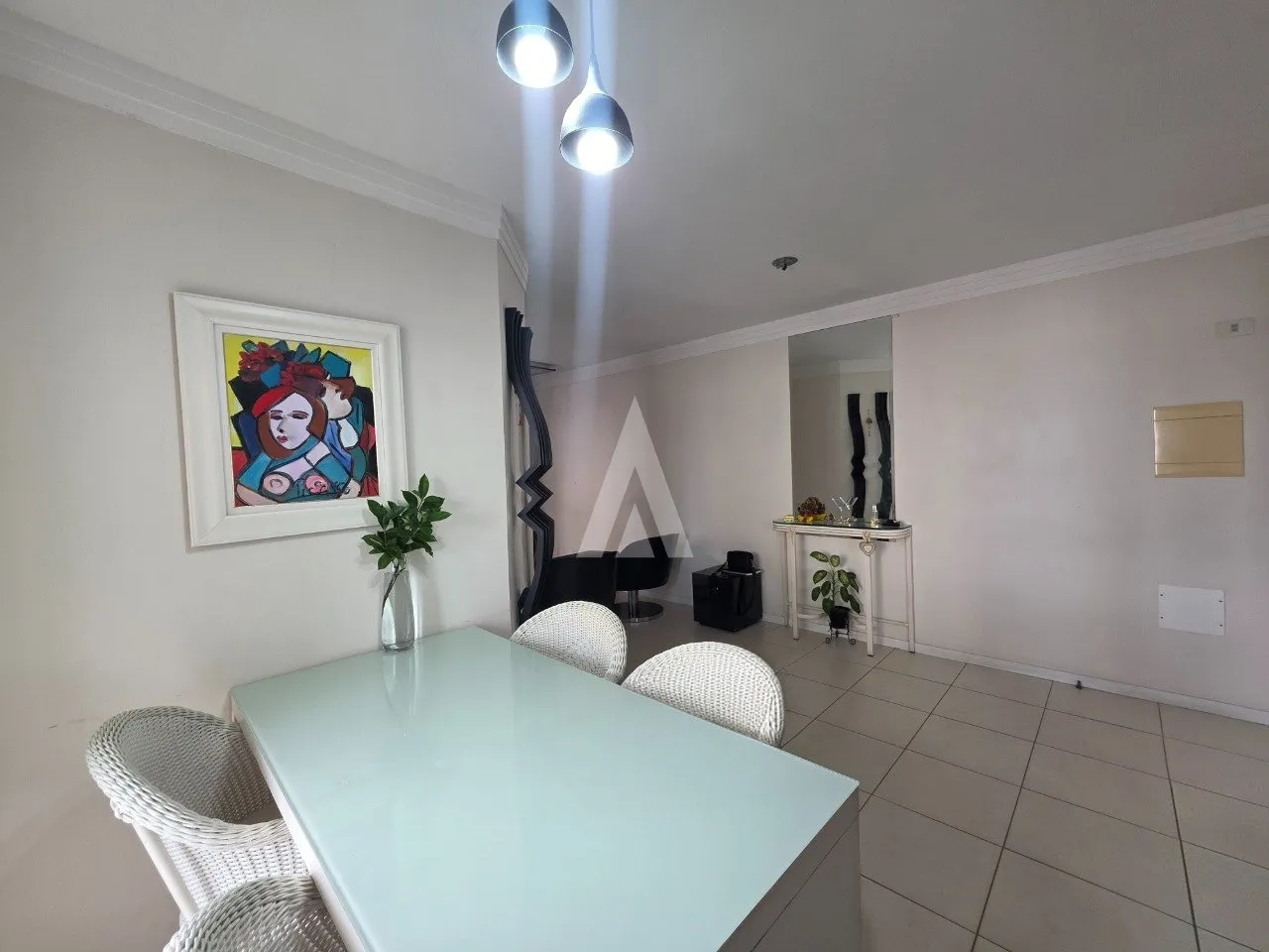 Apartamento com 1 suíte mais 2 quartos à venda no bairro Saguaçu em Joinville-SC por R$ 440.000,00. — foto 2