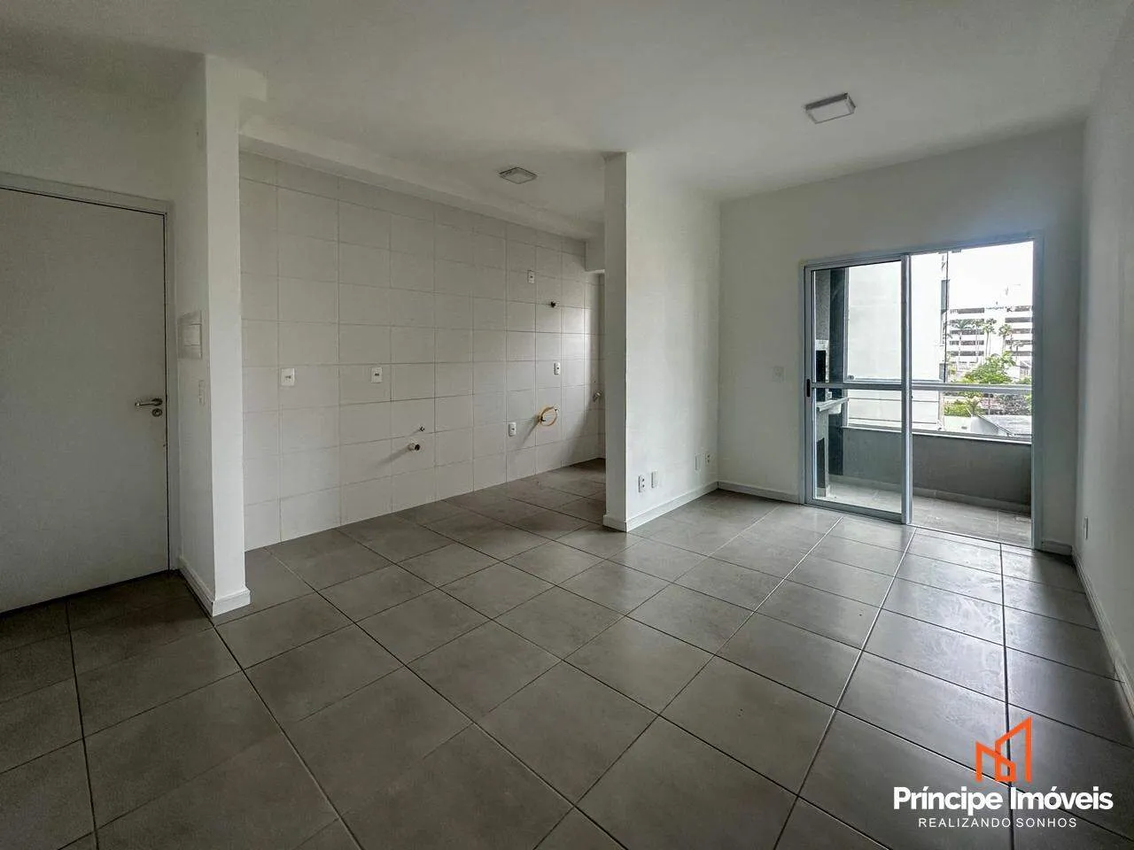 Apartamento com 2 quartos no Bom Retiro em Joinville - foto 1