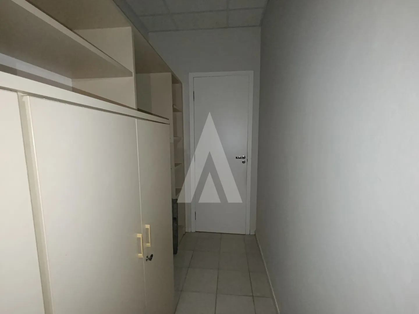 Sala comercial localizada no bairro Anita Garibaldi, de esquina, distribuída entre o 1 e o 2 andar, composta por 2 cozinhas, 5 — foto 6