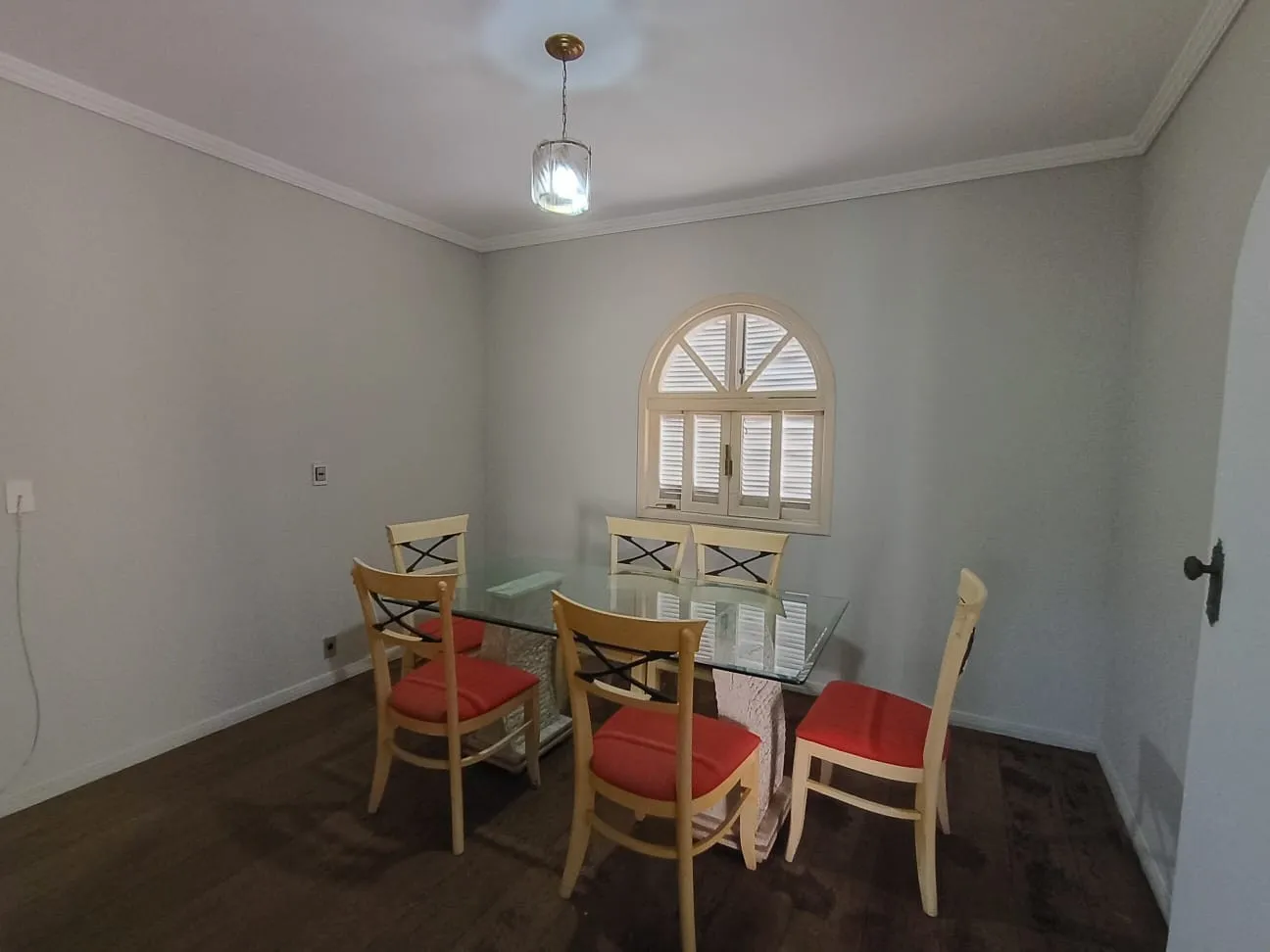 Linda casa para locação com 04 dormitórios sendo 01 suíte com closet e piscina no bairro Garcia em Blumenau, SC — foto 7