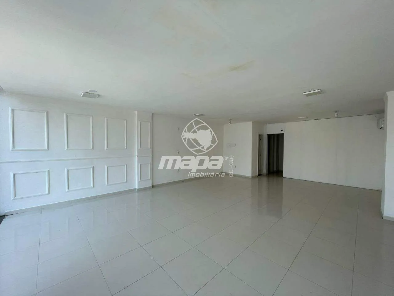 Sala comercial para locação em localização privilegiada — foto 2