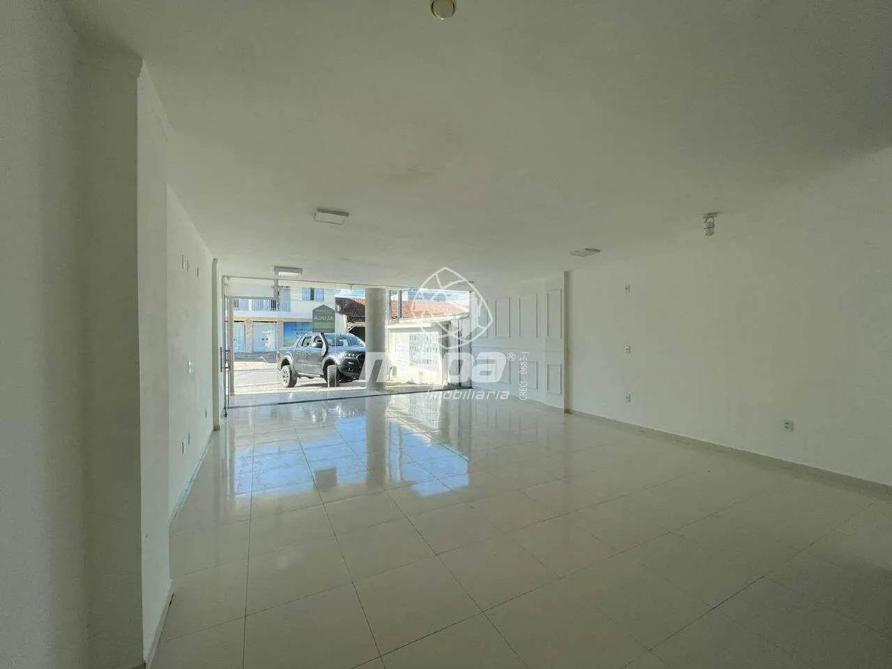 Sala comercial para locação em localização privilegiada — foto 4