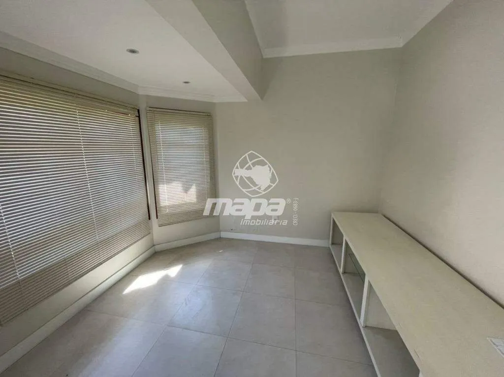 Casa para locação no centro de Indaial! — foto 3