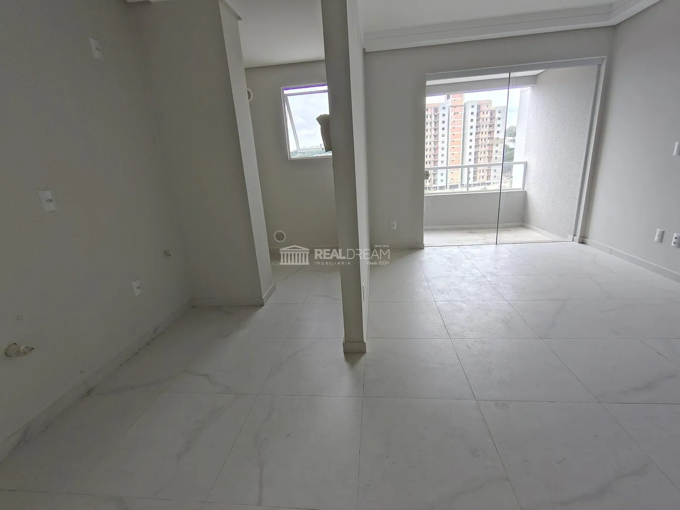 Apartamento novo de 2 dormitórios (1 suíte) e 2 vagas de garagem. — foto 5