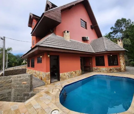 MAGNÍFICA MANSÃO EM BLUMENAU — foto 2