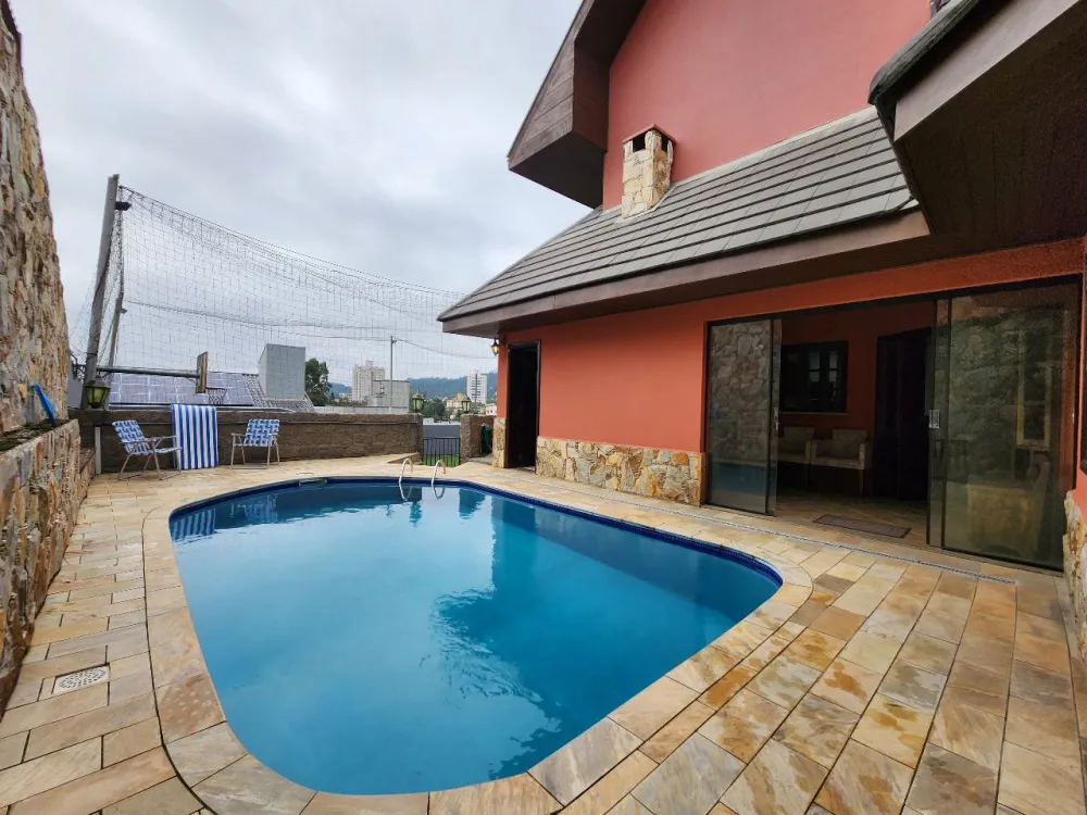 MAGNÍFICA MANSÃO EM BLUMENAU — foto 3