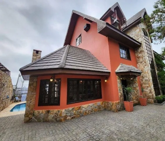 MAGNÍFICA MANSÃO EM BLUMENAU — foto 4