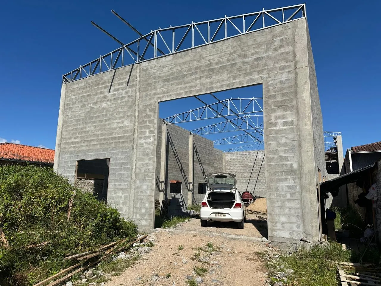 Galpão - 300m - Sta Terezinha - foto 1