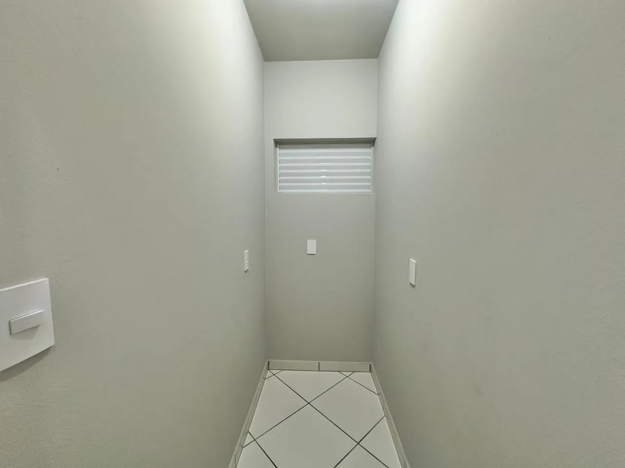 APARTAMENTO SEMI MOBILIADO NO CENTRO DE INDAIAL — foto 6