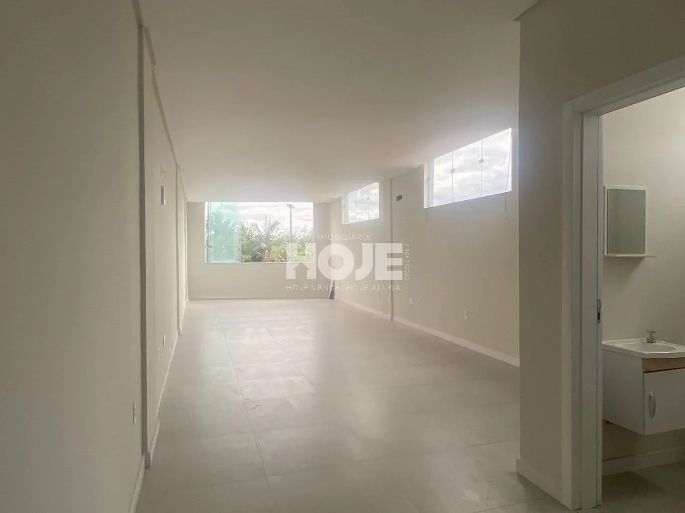 SALA COMERCIAL PARA LOCAÇÃO - Bairro: Tapajós — foto 3