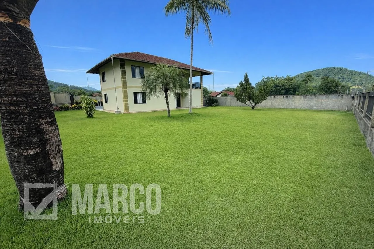 Casa Ampla com Piscina e Terreno de 1.650m em Testo Alto - Pomerode/SC — foto 2