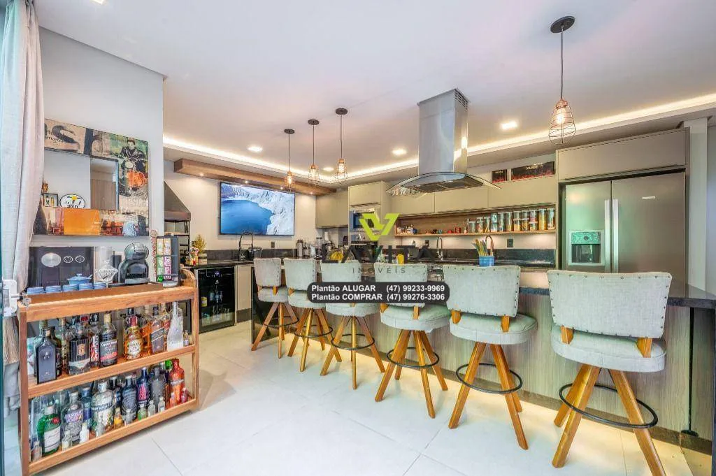 Condomínio fechado! Casa com 3 dormitórios (02 Suítes) para alugar, 180 m por R$ 9.500/mês - Vorstadt - Blumenau/SC — foto 2