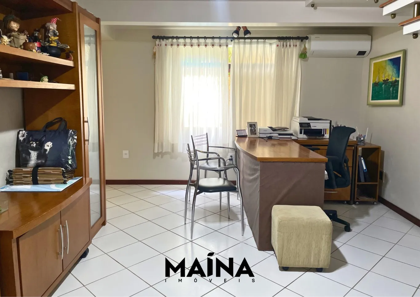 Oportunidade Única! Casa Mobiliada com Piscina, 2 pavimentos, suíte master com hidro no Bairro Velha. — foto 4