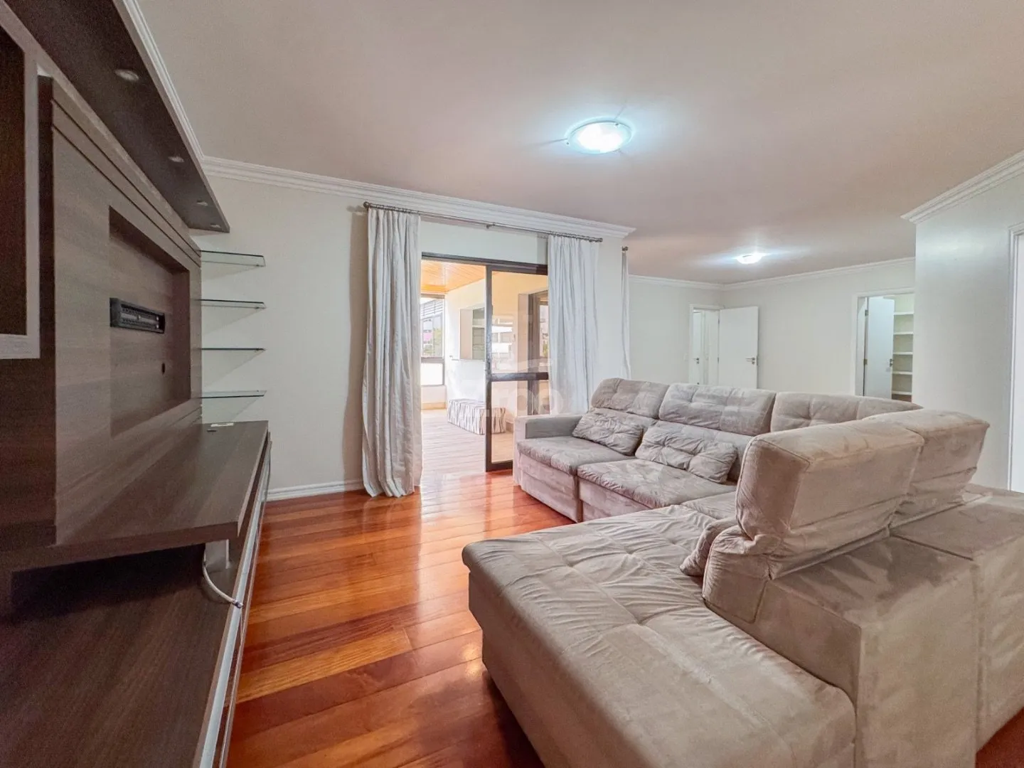 Apartamento · para alugar · 4 quartos · 321m² · Jardim Blumenau, Blumenau