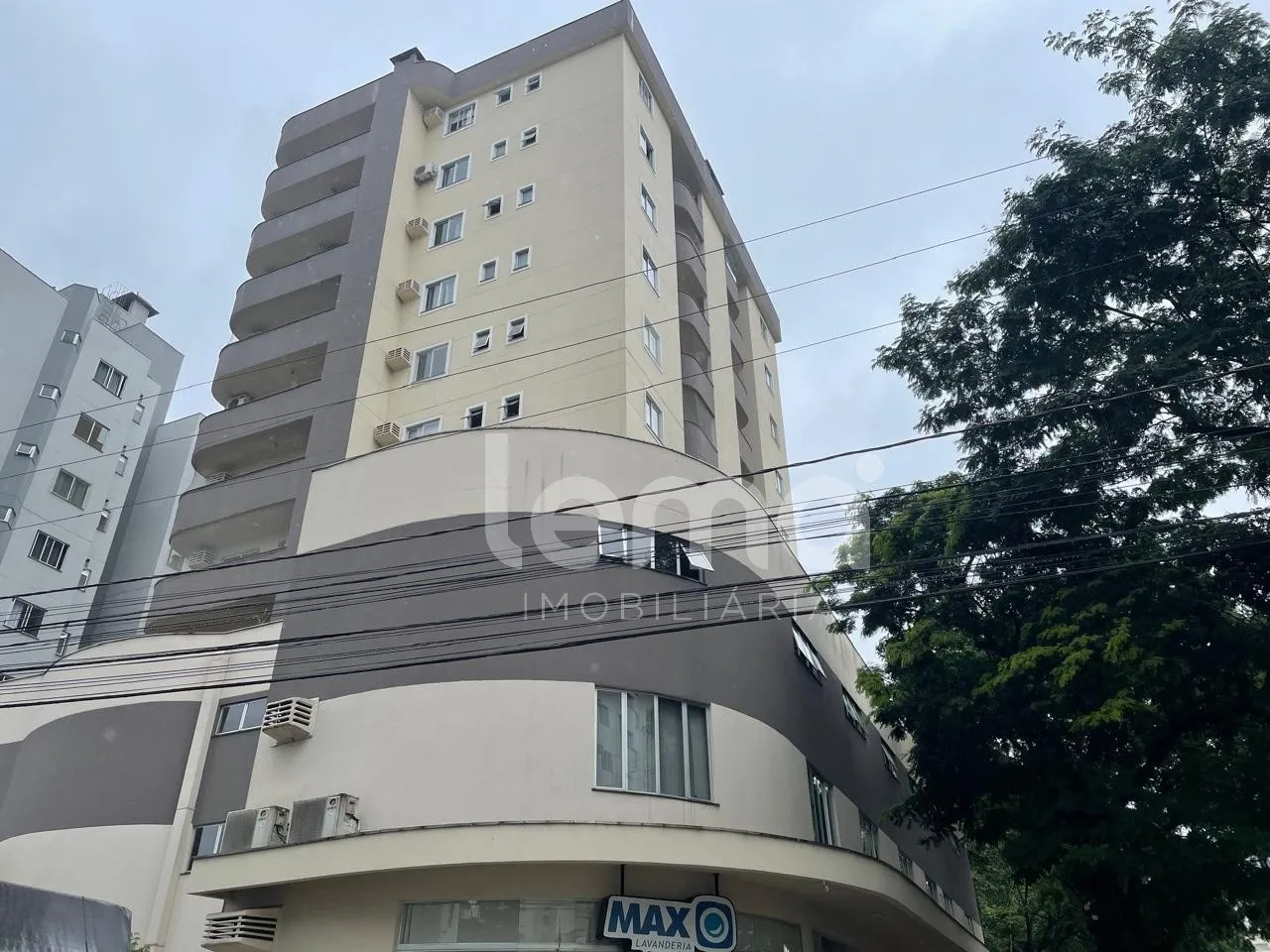 Loja à venda, 2 vagas, 90m² na região do bairro Victor Konder, próximo à Rua Heinrich Hosang, Blumenau — foto 2