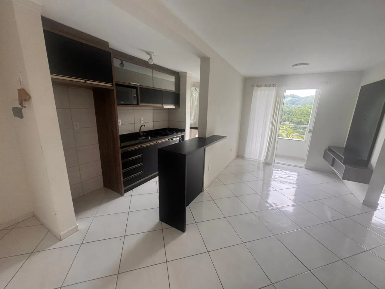 ALUGO APARTAMENTO SEMIMOBILIADO — foto 5