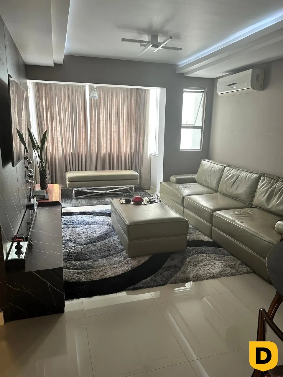 Apartamento mobiliado e equipado, pronto pra morar, a poucos metros do mar em Balneário Camboriú - foto 1