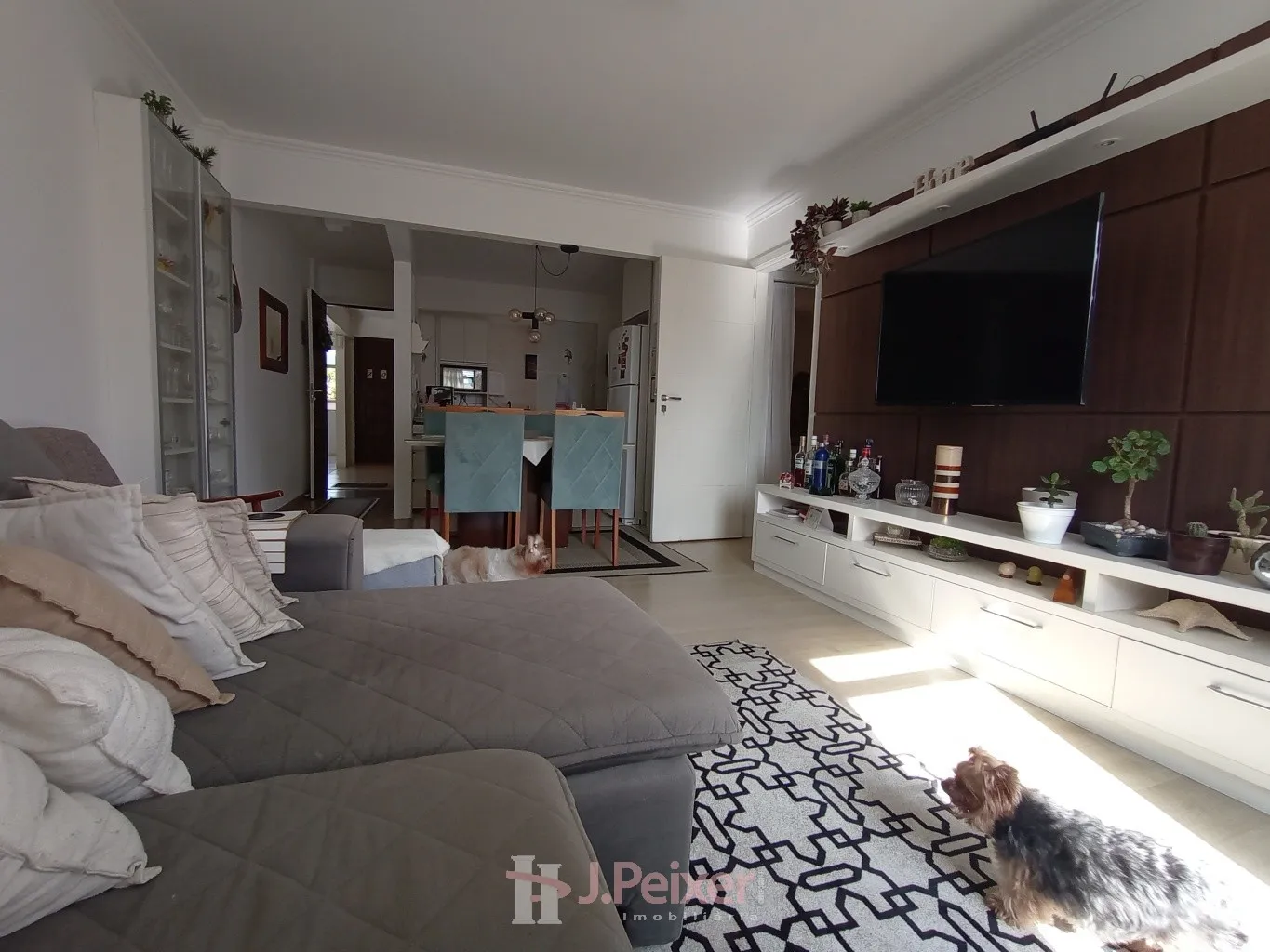 Amplo apartamento com 2 suítes semi-mobiliado Próximo a Cooper da Omino — foto 2