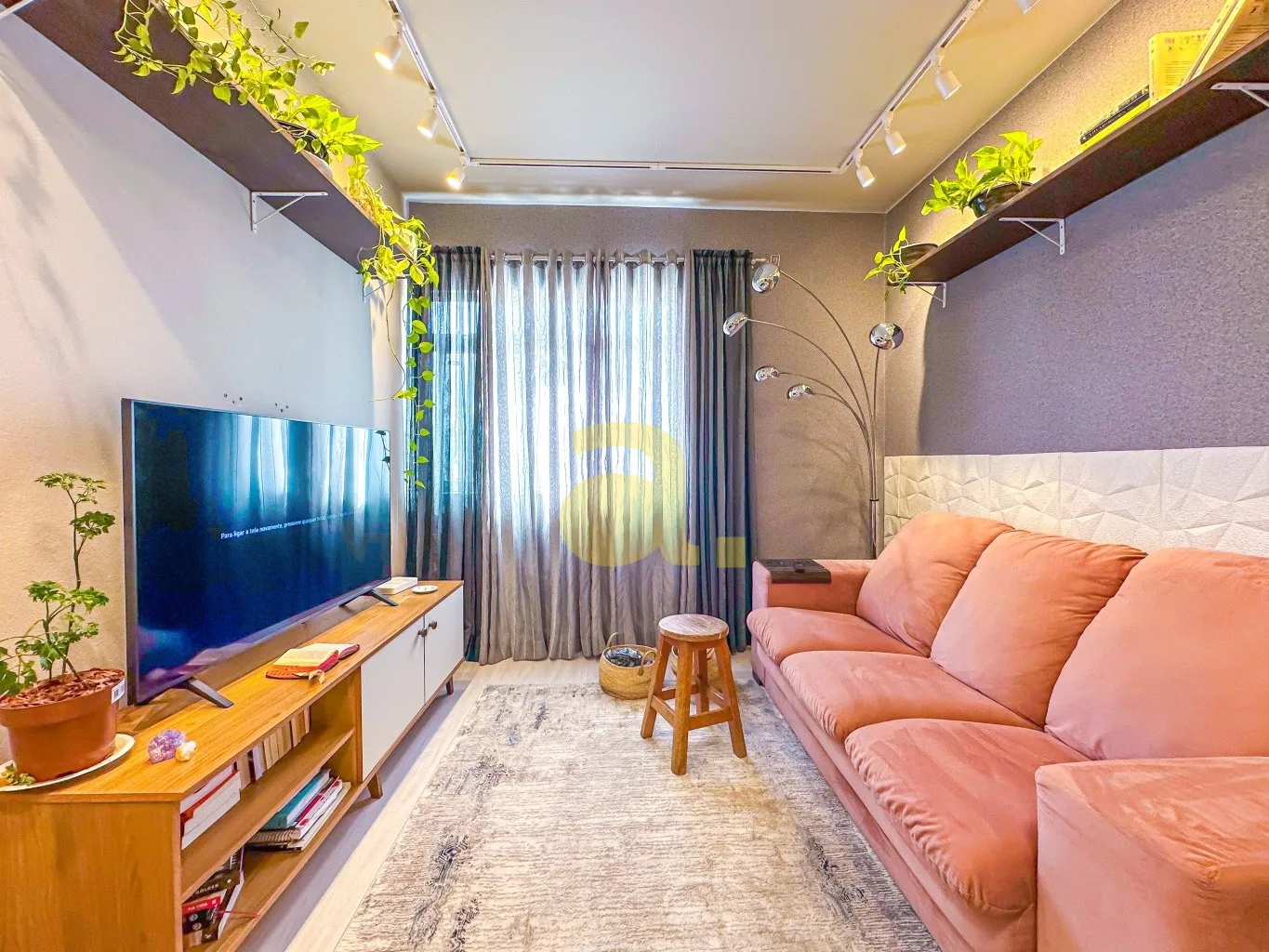 Apartamento Semimobiliado Bairro Victor Konder - foto 1