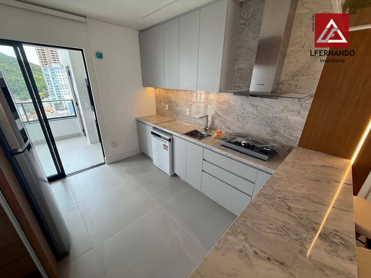 Apartamento mobiliado com 3 suítes à venda, 132 m por R$ 2.950.000 - Pioneiros - Balneário Camboriú/SC — foto 4