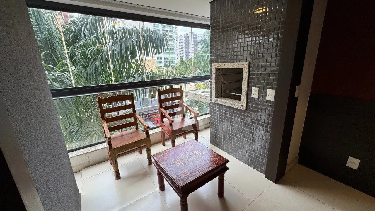 Apartamento no Edifício Ritz Class com 2 suítes à venda no Centro de Joinville - SC de R$775.000,00 por R$745.000,00. — foto 6