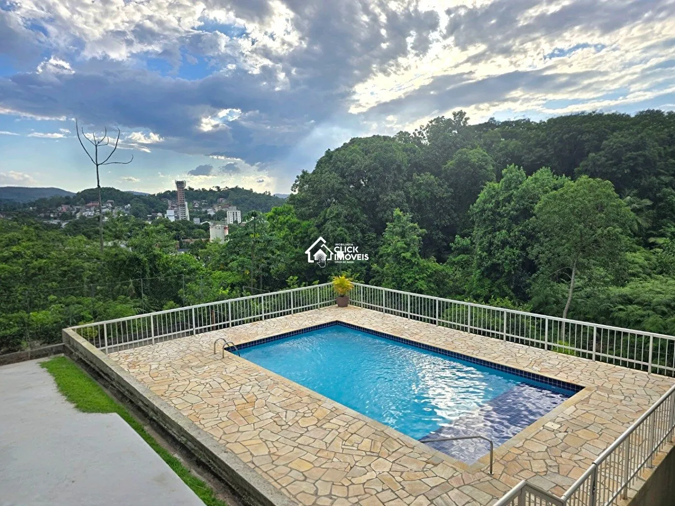 Apartamento com 3 dormitórios à venda no bairro Itoupava Norte em Blumenau/SC - foto 1