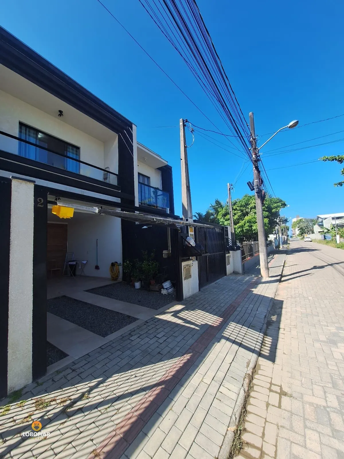 Sobrado de 3 dormitórios 124m a 680 metros da praia, no bairro Itacolomi, em Ba — foto 2