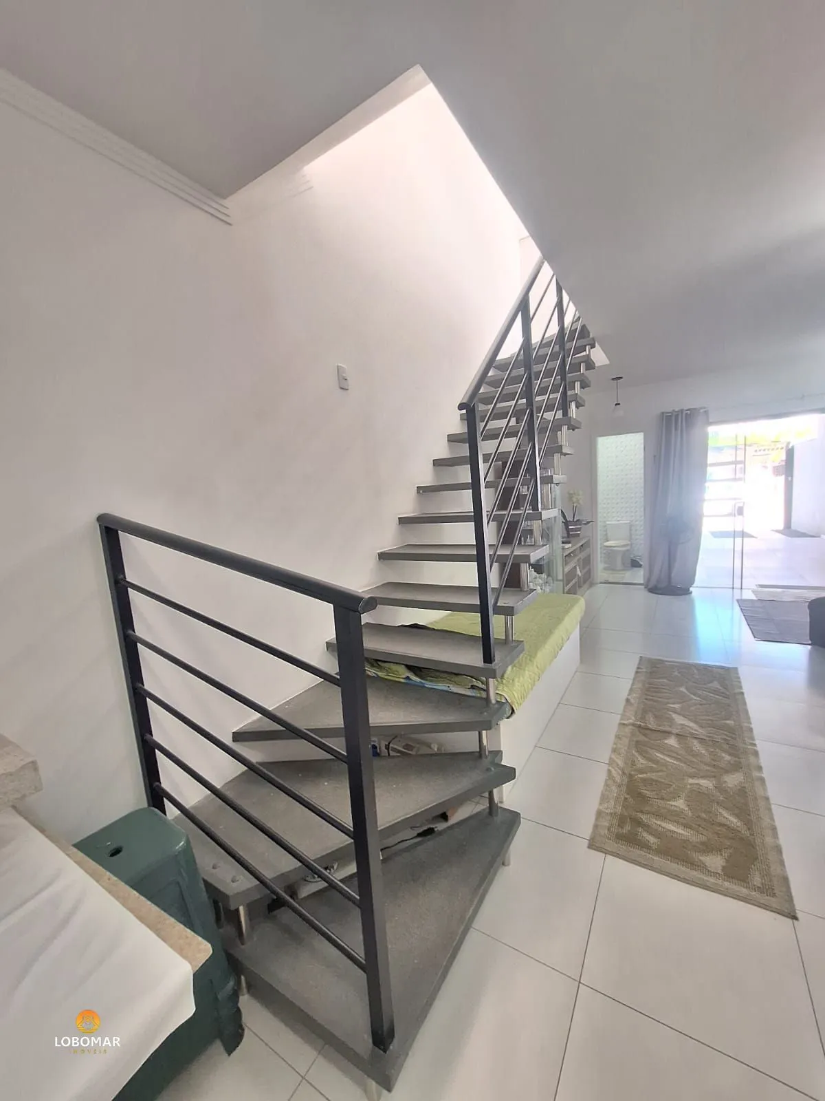 Sobrado de 3 dormitórios 124m a 680 metros da praia, no bairro Itacolomi, em Ba — foto 7