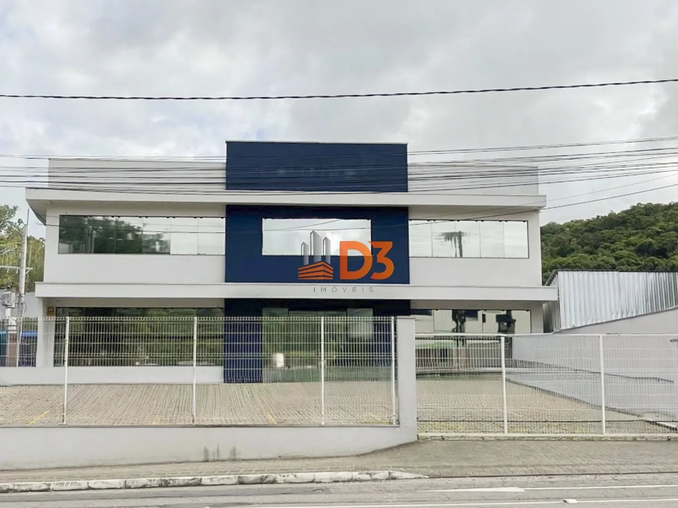 Sala Comercial Ampla em Localização Premium no Vorstadt - foto 1