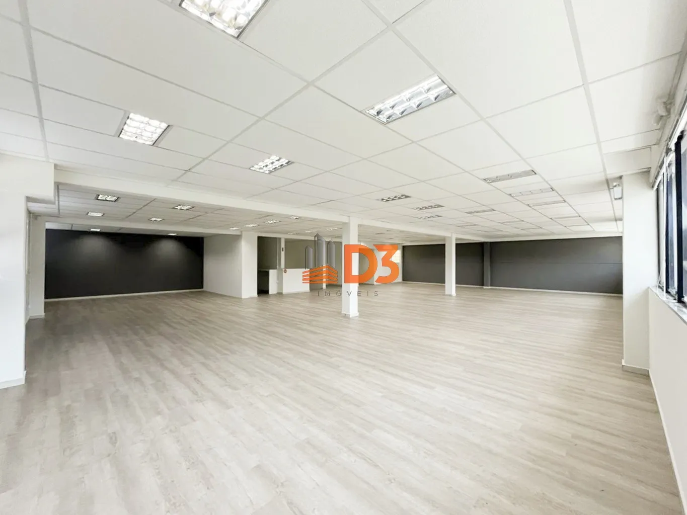 Sala Comercial Ampla em Localização Premium no Vorstadt — foto 2