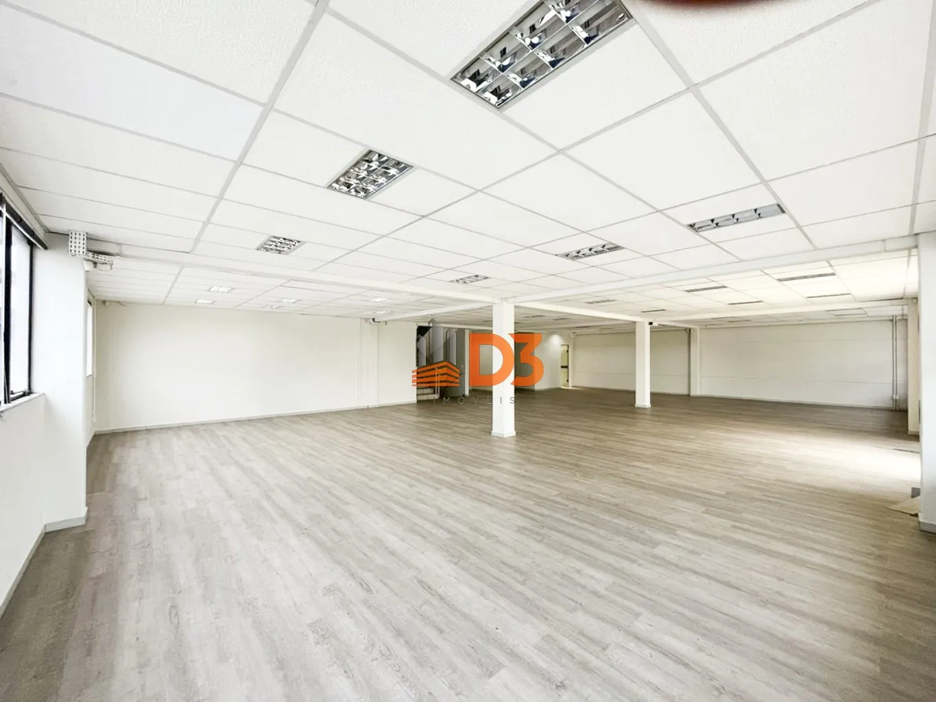 Sala Comercial Ampla em Localização Premium no Vorstadt — foto 4