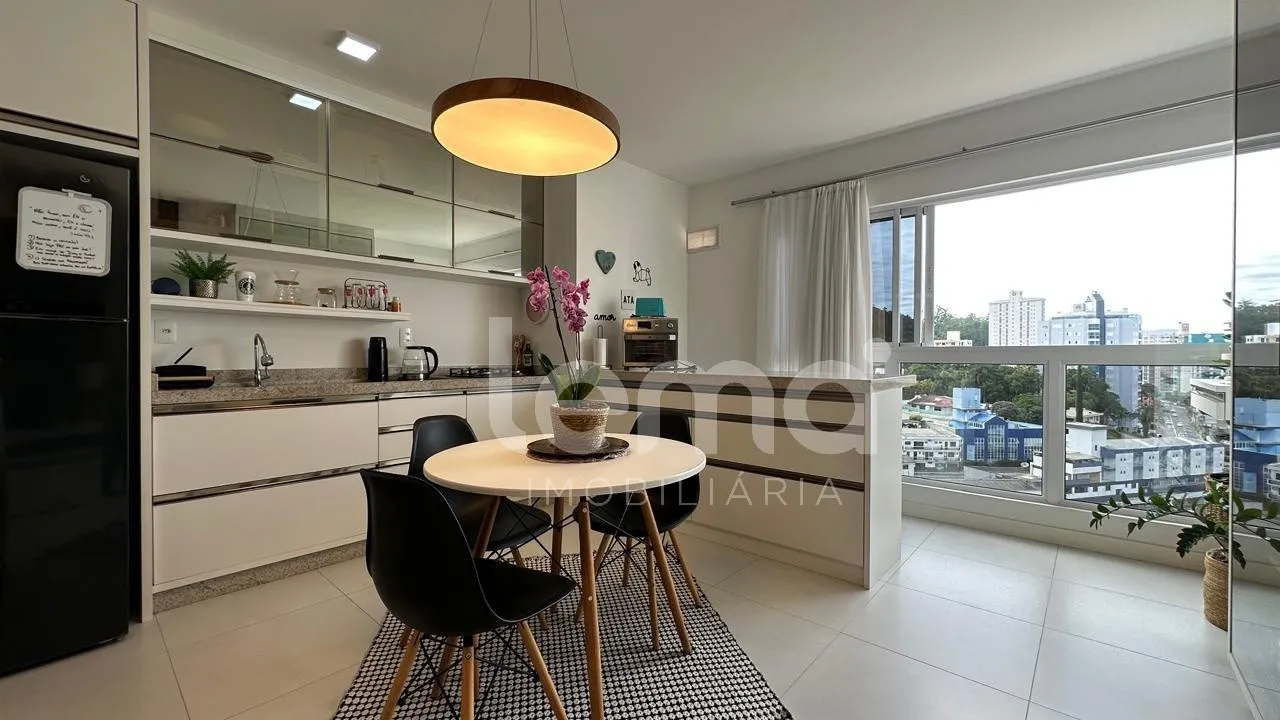 Apartamento com 2 dormitórios, sendo 1 suíte, próximo à Furb no bairro Itoupava Seca. — foto 2