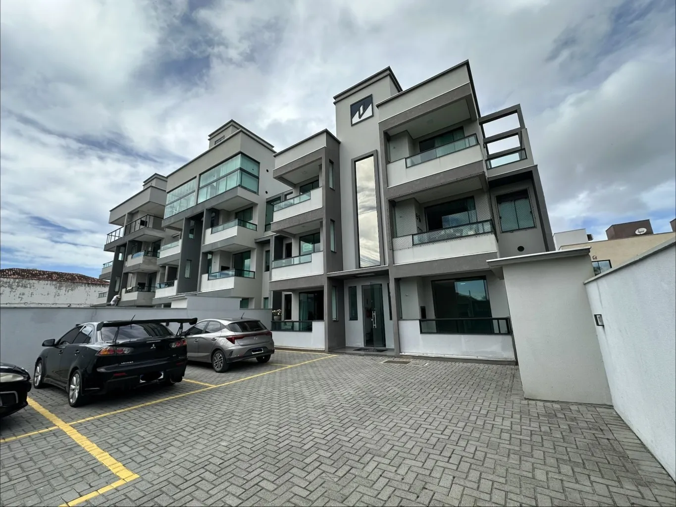 Apartamento novo disponível para locação no bairro Itacolomi, em Balneário Piçarras. (Cod. 23205) - foto 1