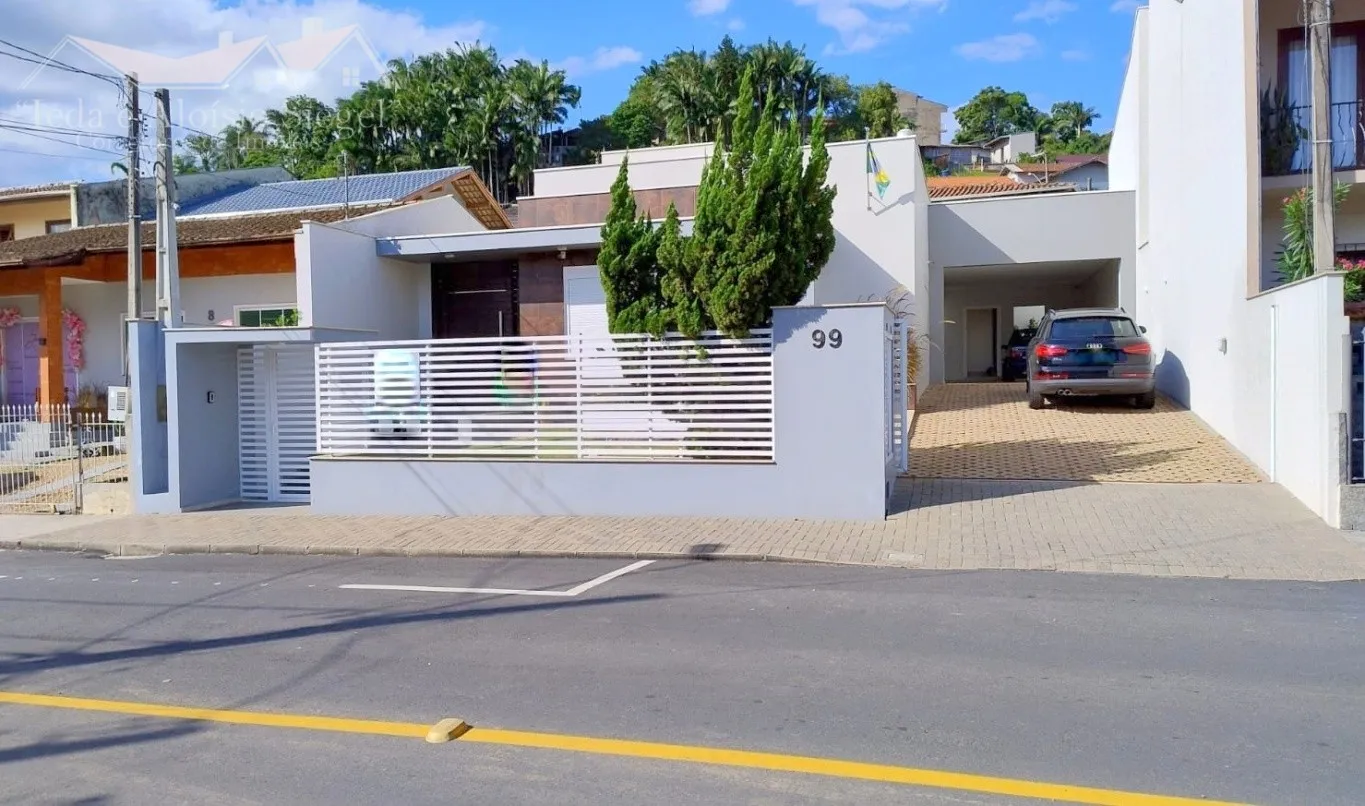 Casa mobiliada no Bairro Itoupava Norte Blumenau/SC Ref. 1637 - foto 1