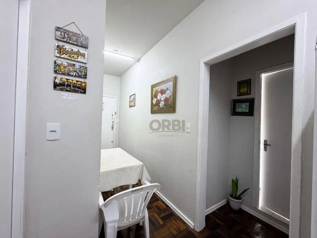 Apartamento mobiliado de 2 dormitórios para locação no Centro de Blumenau — foto 7