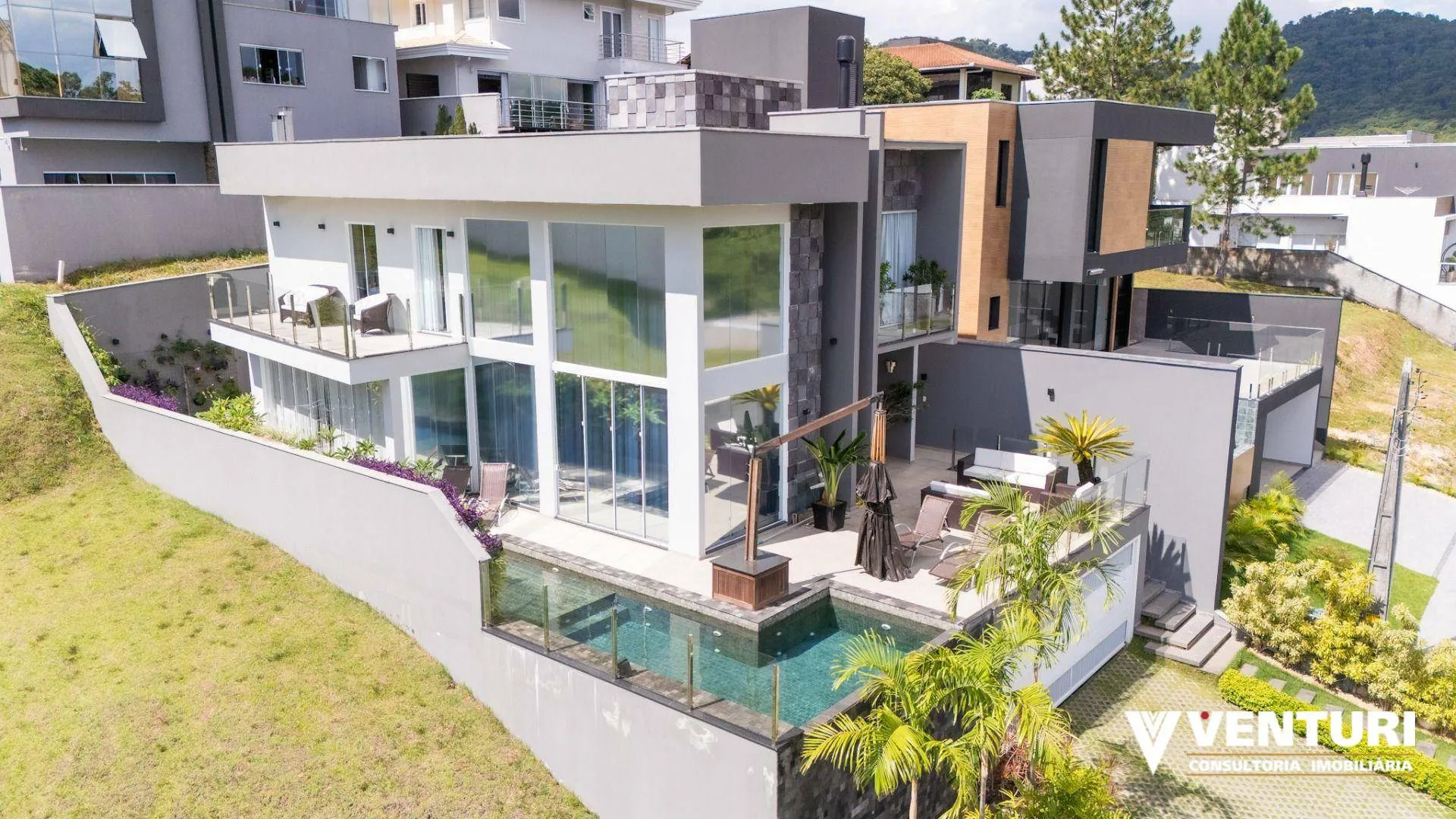 Casa com 4 dormitórios à venda, 470 m por R$ 2.850.000,00 - Itoupava Central - Blumenau/SC — foto 2