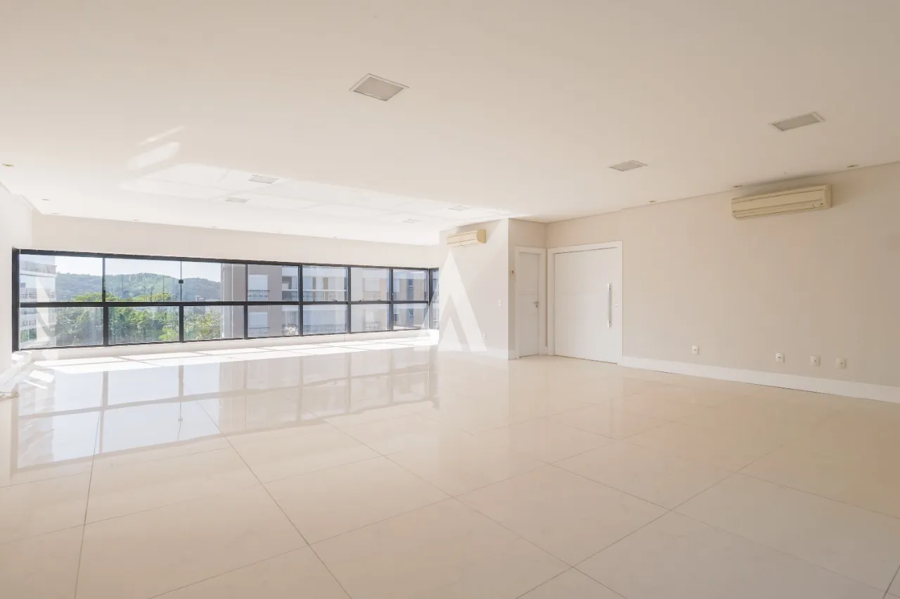 Apartamento último andar à venda no bairro América em Joinville/SC - com 3 suítes e 4 vagas de garagem por R$3.500.000,00. - foto 1