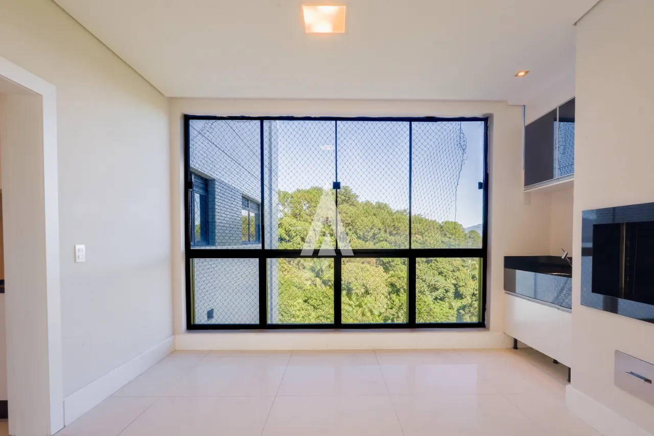 Apartamento último andar à venda no bairro América em Joinville/SC - com 3 suítes e 4 vagas de garagem por R$3.500.000,00. — foto 4