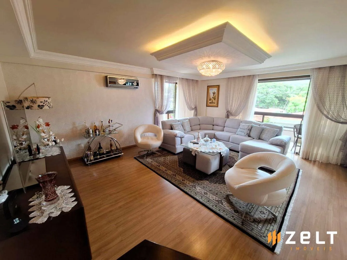 Apartamento Mobiliado 3 Dormitórios, À Venda no Bairro Vorstadt em Blumenau - foto 1
