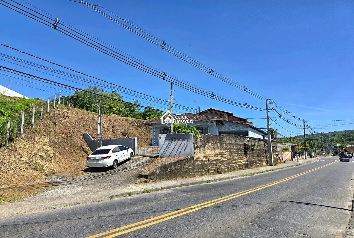 Casa com 3 dormitórios à venda no bairro Água Verde em Blumenau/SC — foto 3