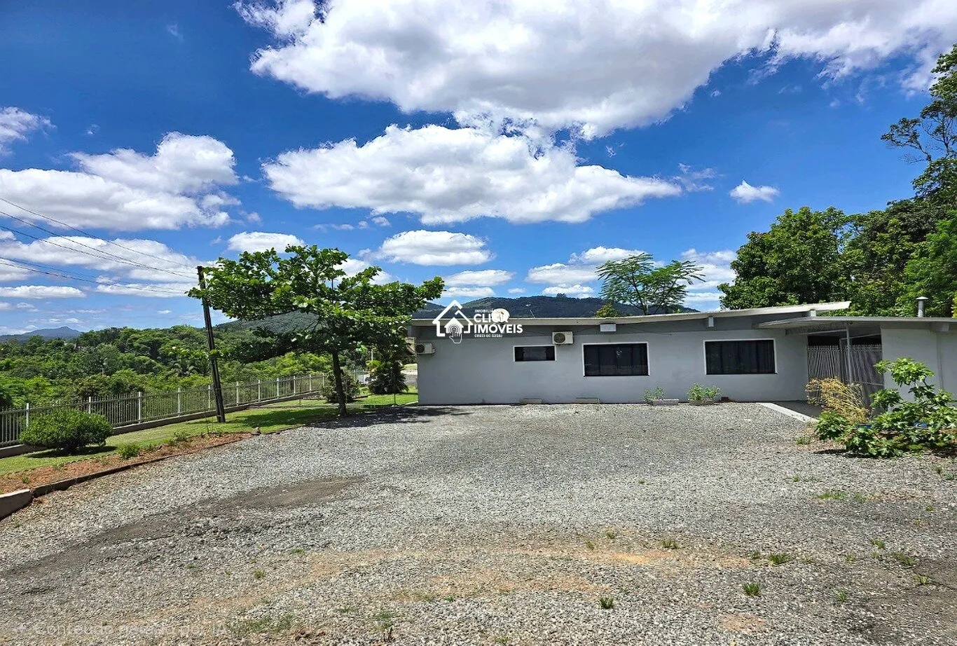 Casa com 3 dormitórios à venda no bairro Badenfurt em Blumenau/SC — foto 2