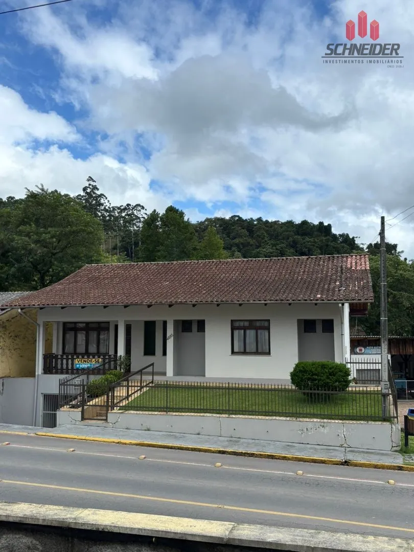 Casa com 5 dormitórios à venda no bairro Centro em Benedito Novo/SC - foto 1