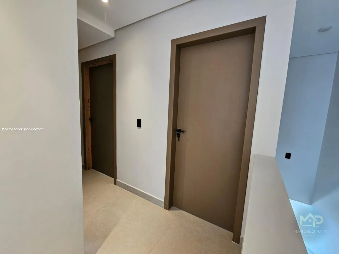 Casa para Venda em São José, Ponta de Baixo, 4 dormitórios, 4 suítes, 5 banheiros, 3 vagas - foto 1