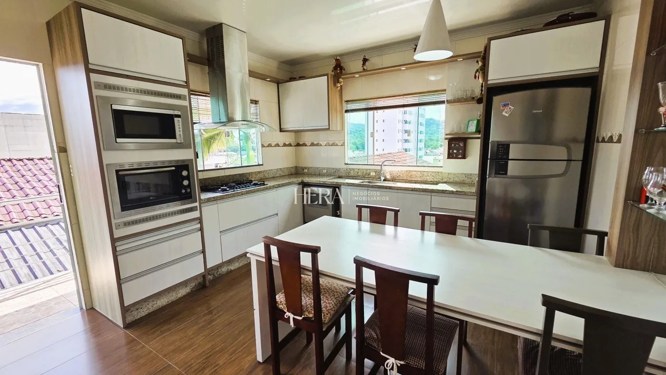 Casa à Venda na Itoupava Norte em Blumenau com 2 Dormitórios sendo 1 suíte. — foto 5